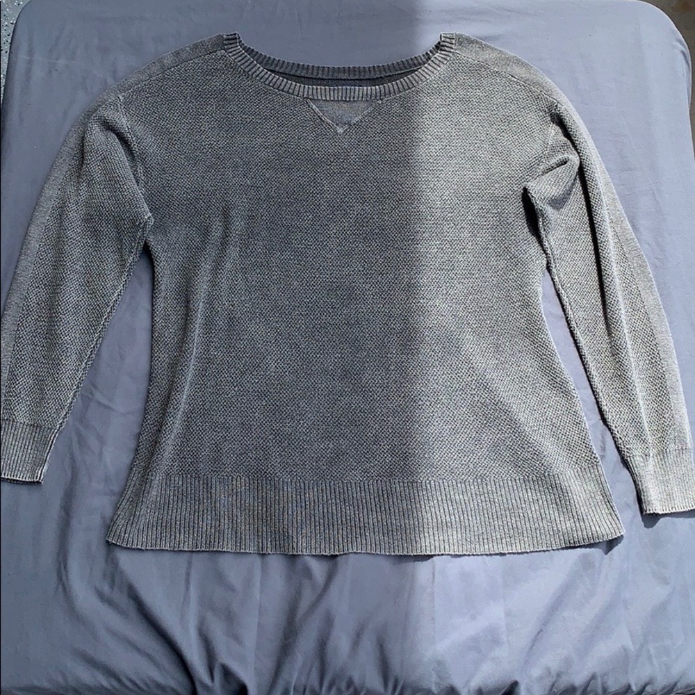 American Eagle charcoal colored long sleeve top